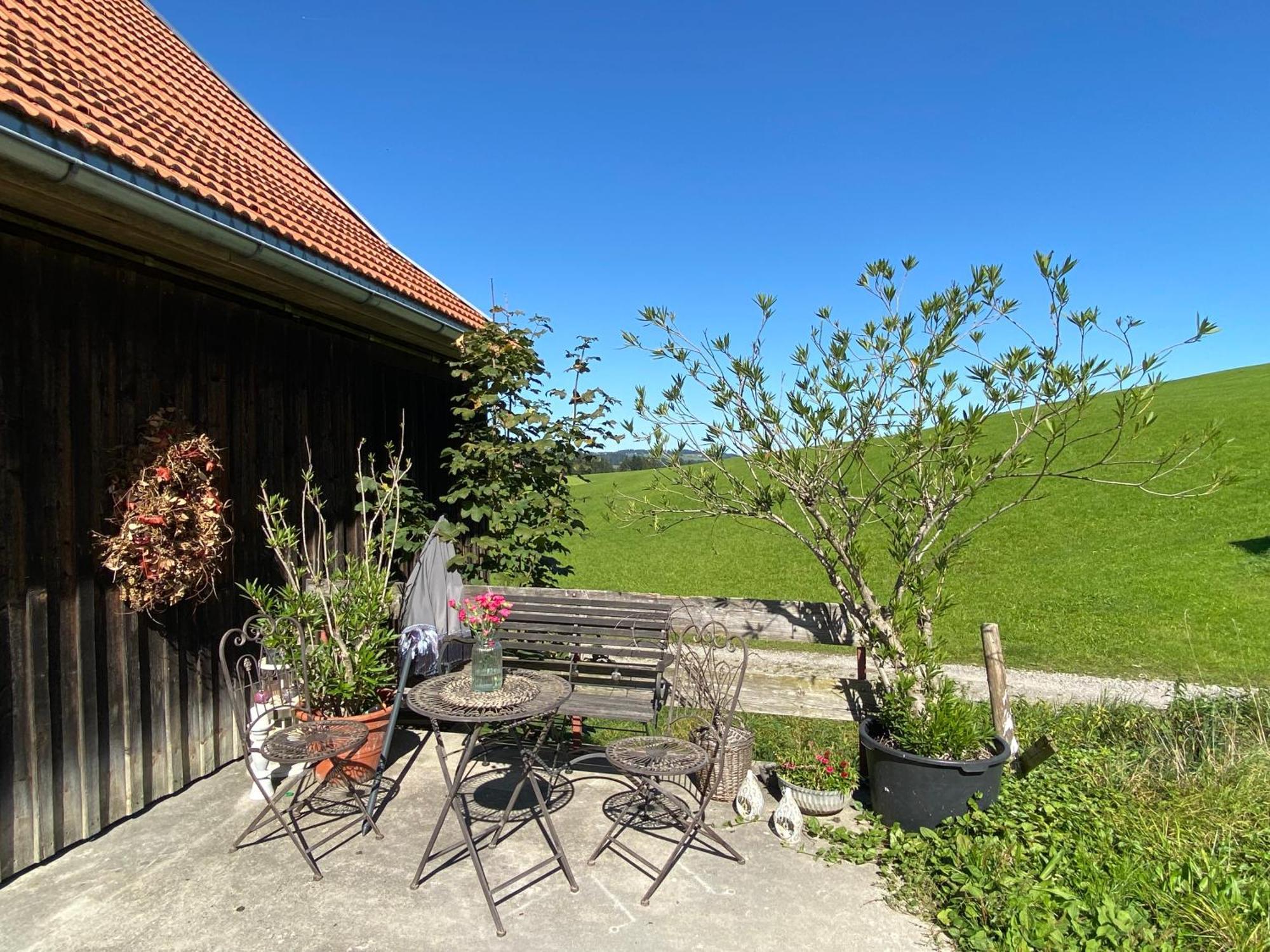 Allgaeu Cottage - Traumhafter Blick In Die Schweizer Berge Weiler-Simmerberg Luaran gambar